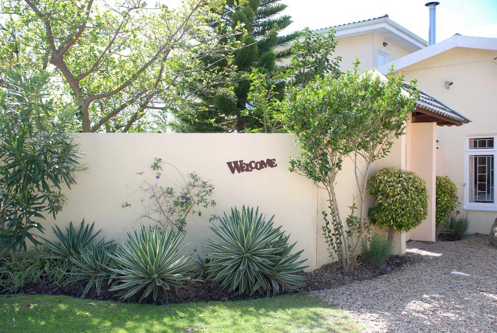 Mandalay Guest House Plettenberg Bay Eksteriør billede